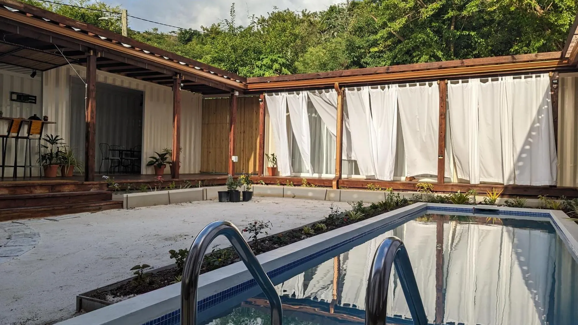 Corten Villa - A Vacation Within Your Vacation St. George's